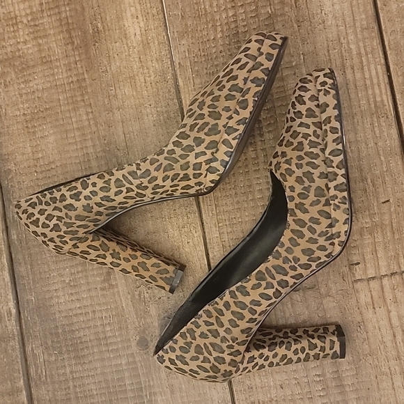 💥SPIEGEL leopard heels - sz 7.5 Suede feel EXCELLENT - Picture 1 of 9